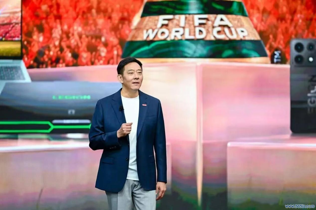 联思集团施行副总裁兼中国区总裁刘军在2026 FIFA宇宙杯联思嘉年华演讲
